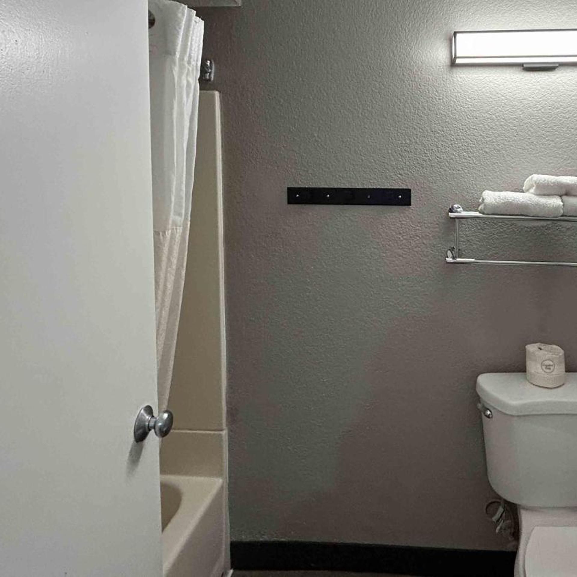 Studio6 San Diego, CA - Hotel Circle - Mission Valley 32/33