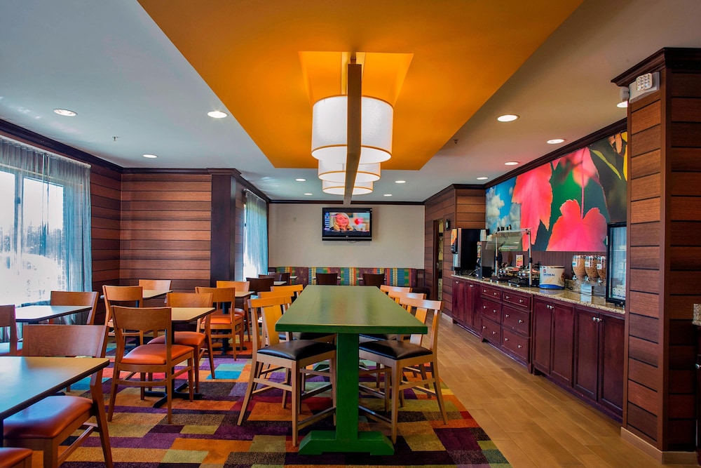 Fairfield Inn Charlotte Mooresville Lake Norman 12/22