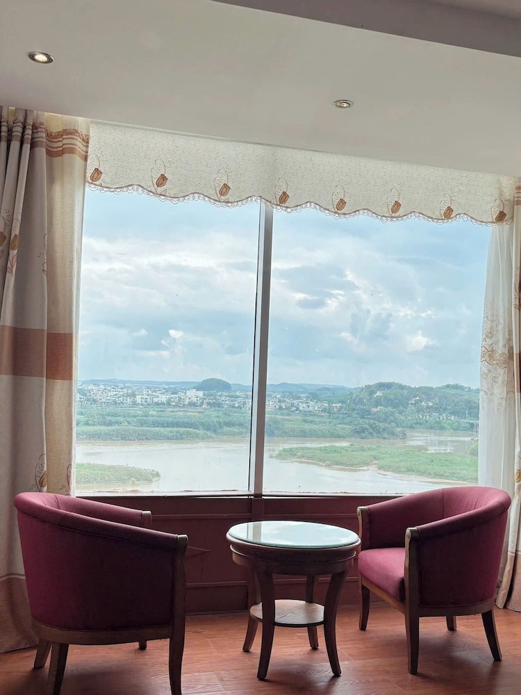 Thien An Riverside Hotel 32/50