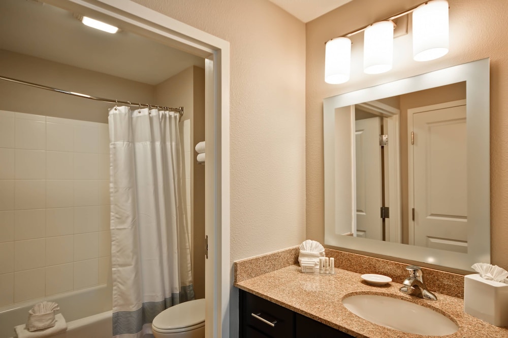 استوديو بسرير كينج مع أريكة بمطبخ، Towneplace Suites By Marriott Dallas Lewisville 3/3