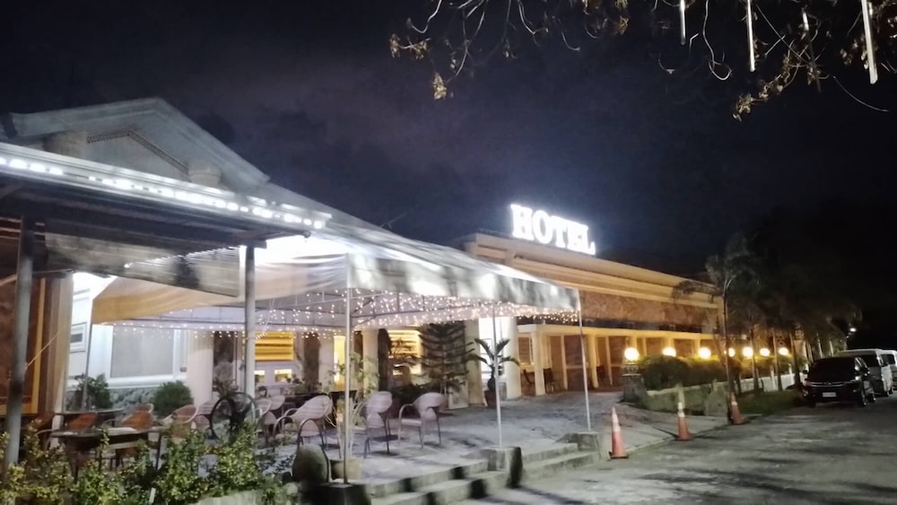 Olle Hotel 2/50