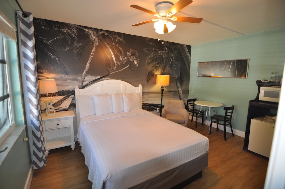 Lido Islander Inn And Suites 10/56