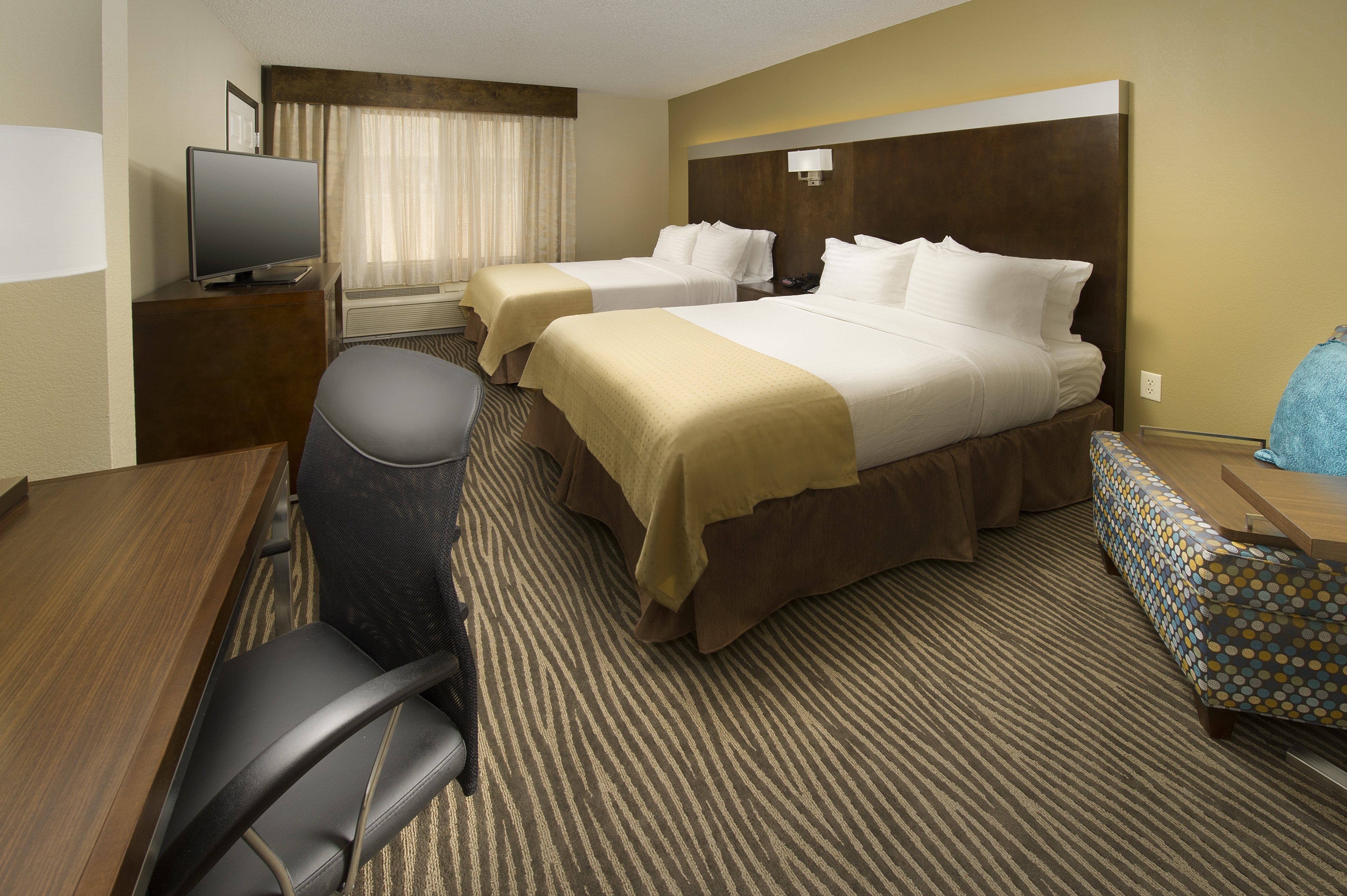 Holiday Inn El Paso Airport 32/74