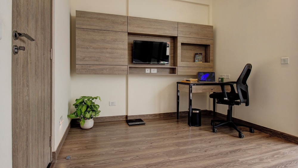 Rhythm Gurugram - Hotel & Suites 38/50