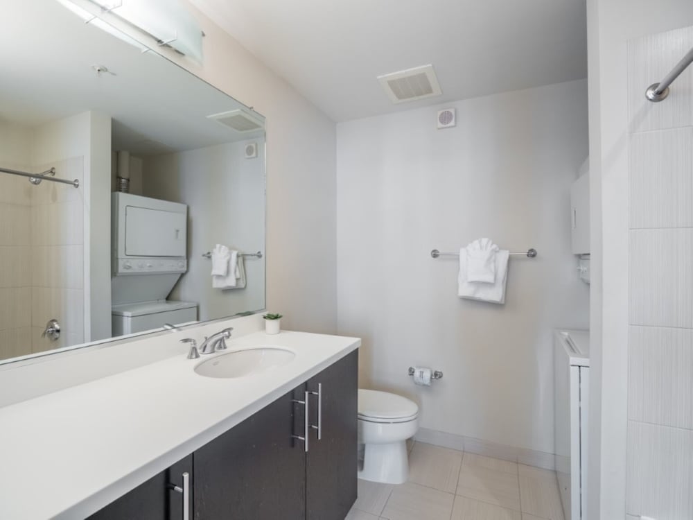 Global Luxury Suites At The White House 45/45