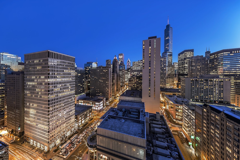 Residence Inn Chicago Downtown Magnificent Mile 41/50