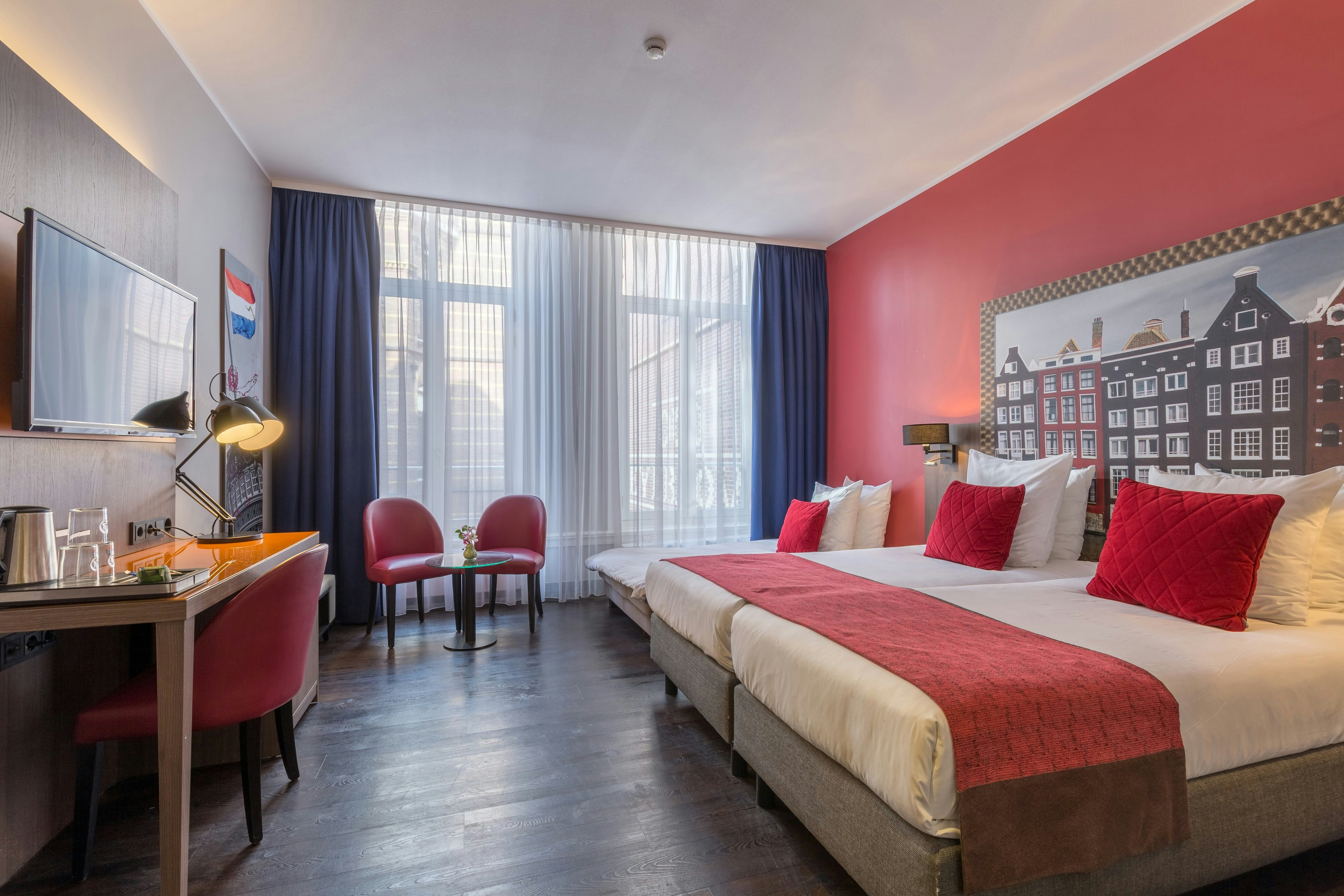 Superior Room 1 Twin Bed 1 Single Bed