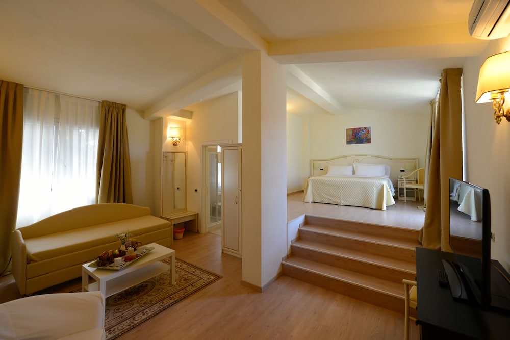 Hotel Viscardo 55/55