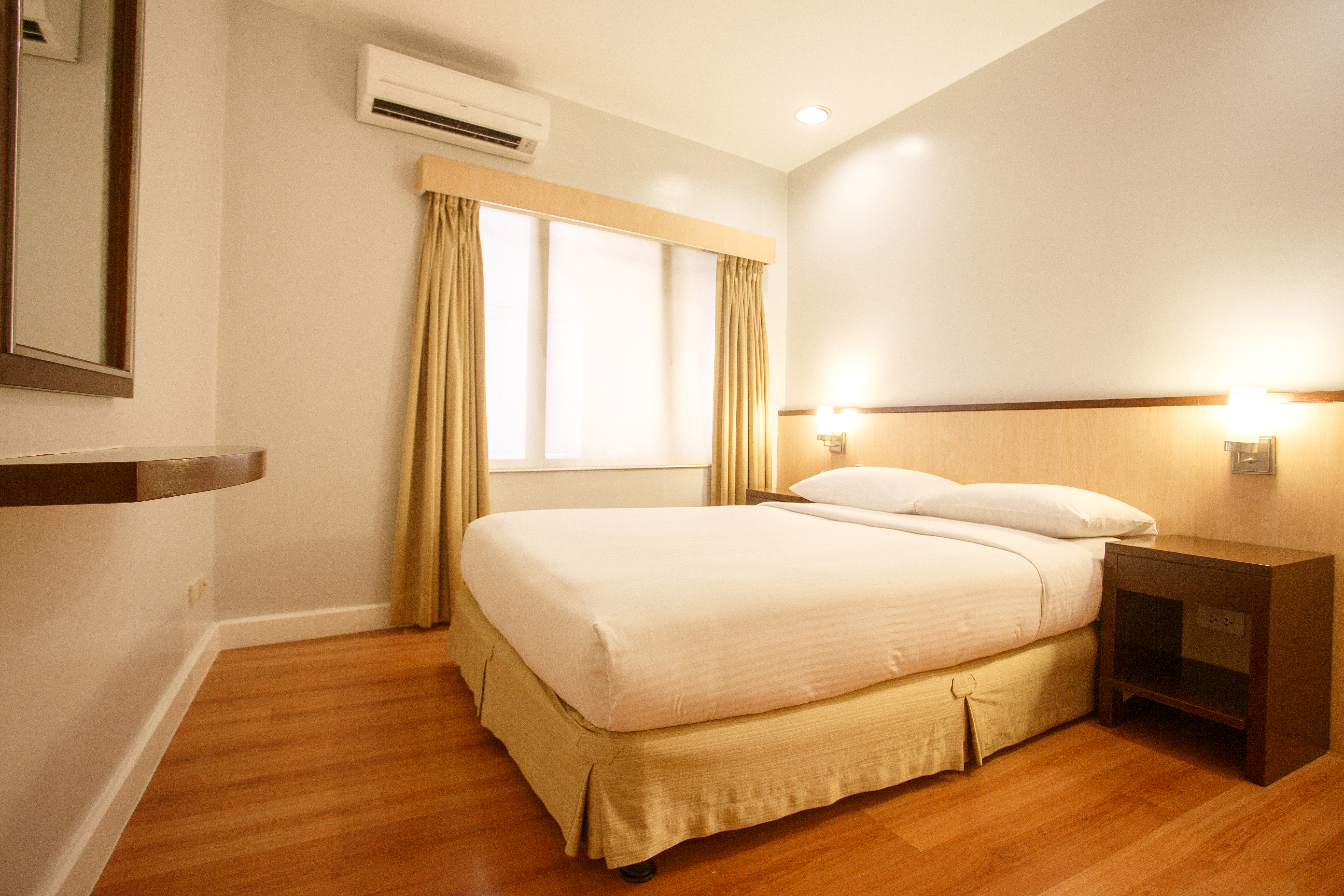3 Bedrooms, Suite, The Linden Suites 3/6