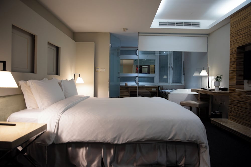 Kapok Hotel Resorts 11/46