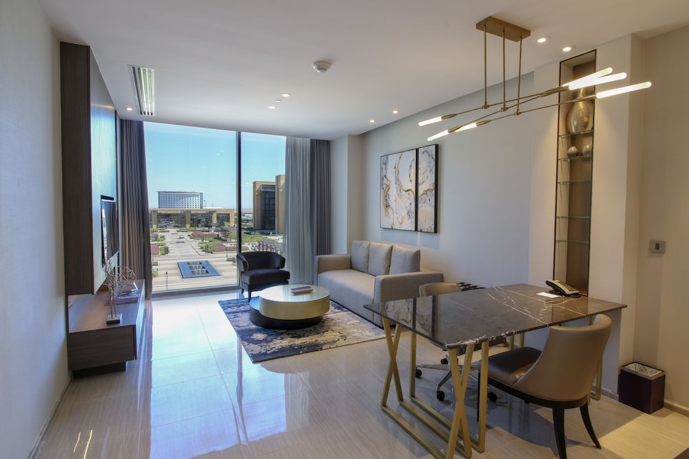 Views Hotel And Residence 51/69
