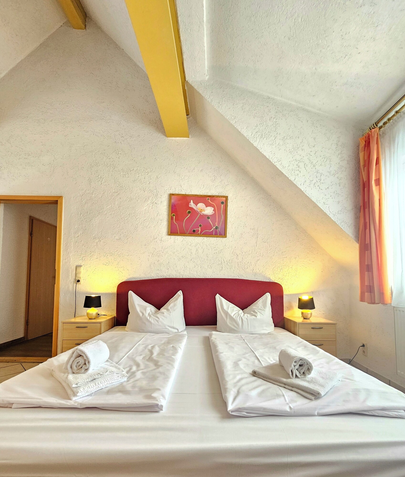 Select, Studio, Double Bed, Sofa