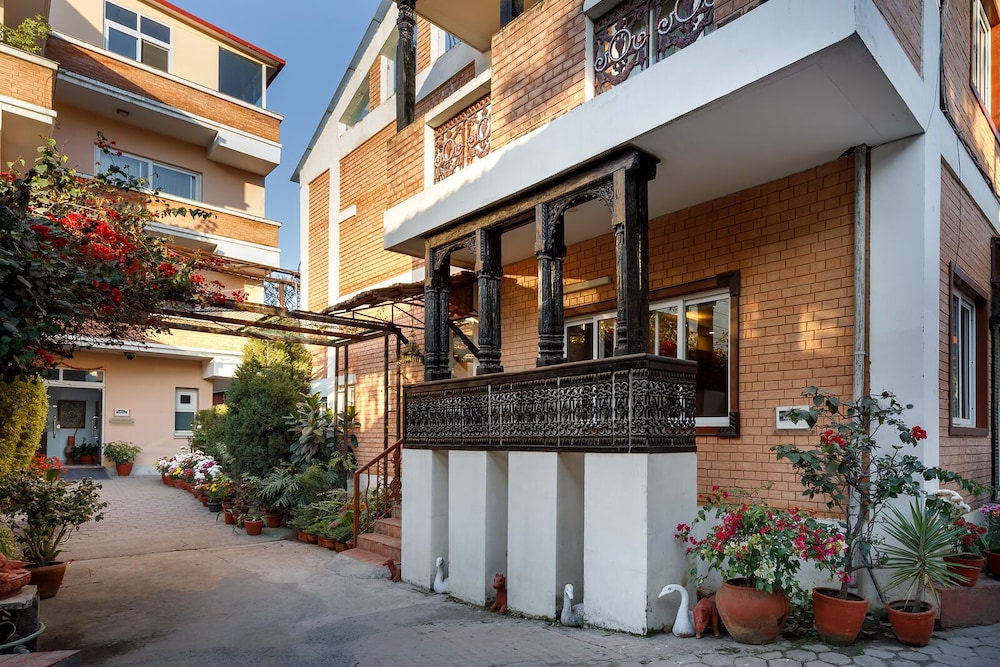 Shaligram Hotel 2/50