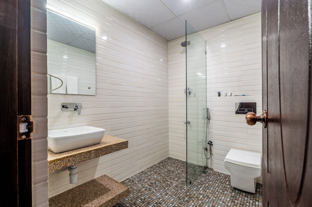 Hotel Yukhang 47/50