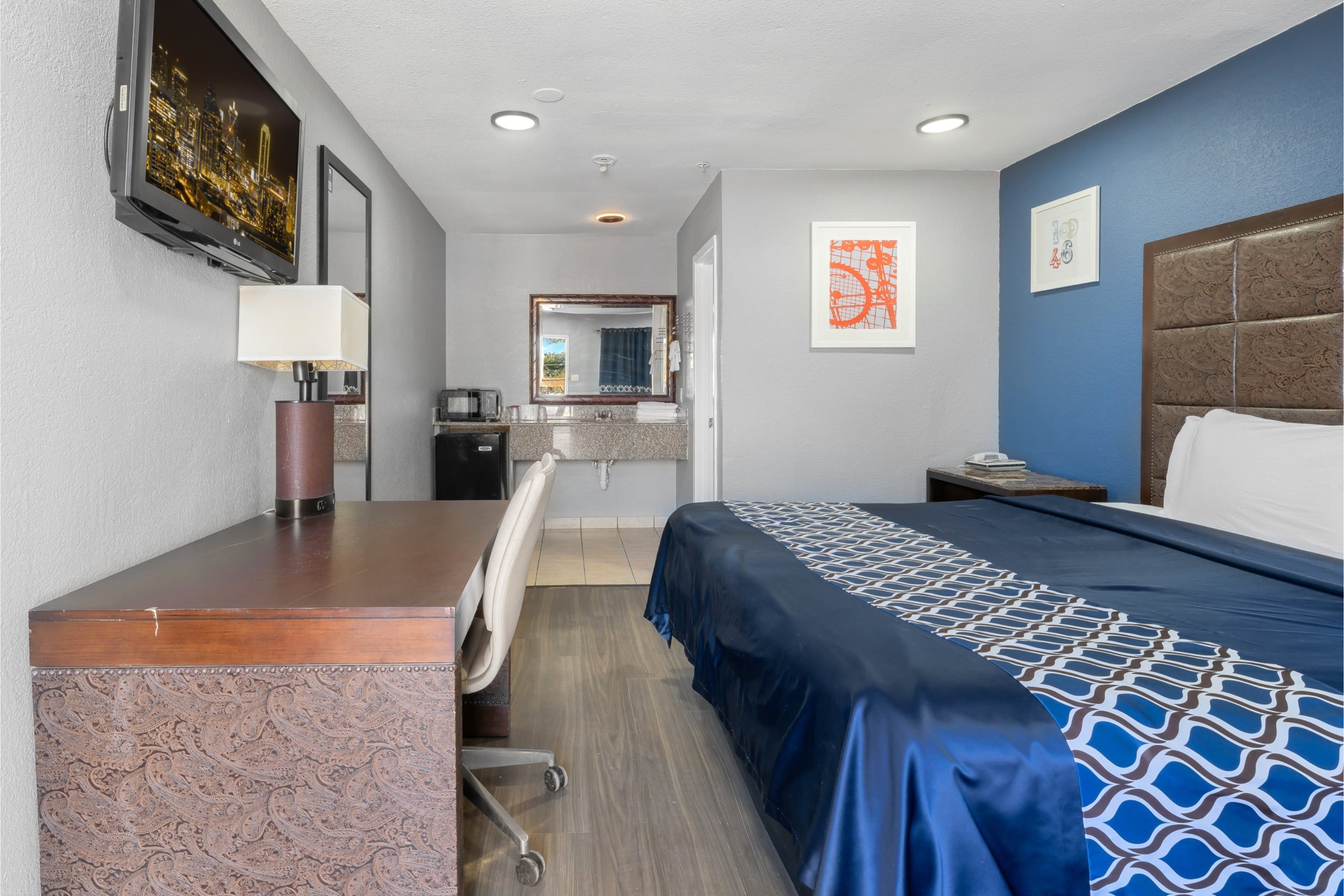 Golden Inn Dallas by Hotel O 27/50