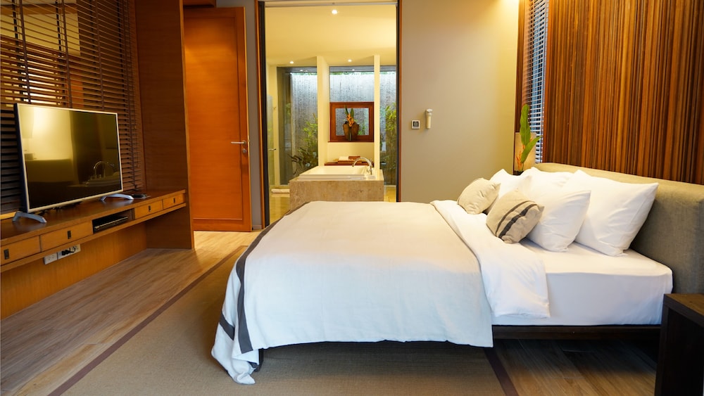 MUTHI MAYA FOREST POOL VILLA RESORT 44/78