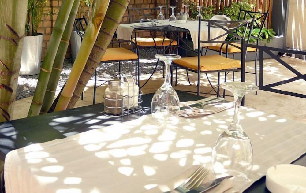 Hotel Restaurant La Ribaudière 19/49