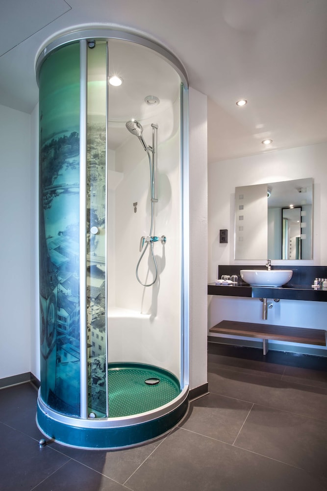 Radisson Hotel Zurich Airport 34/70