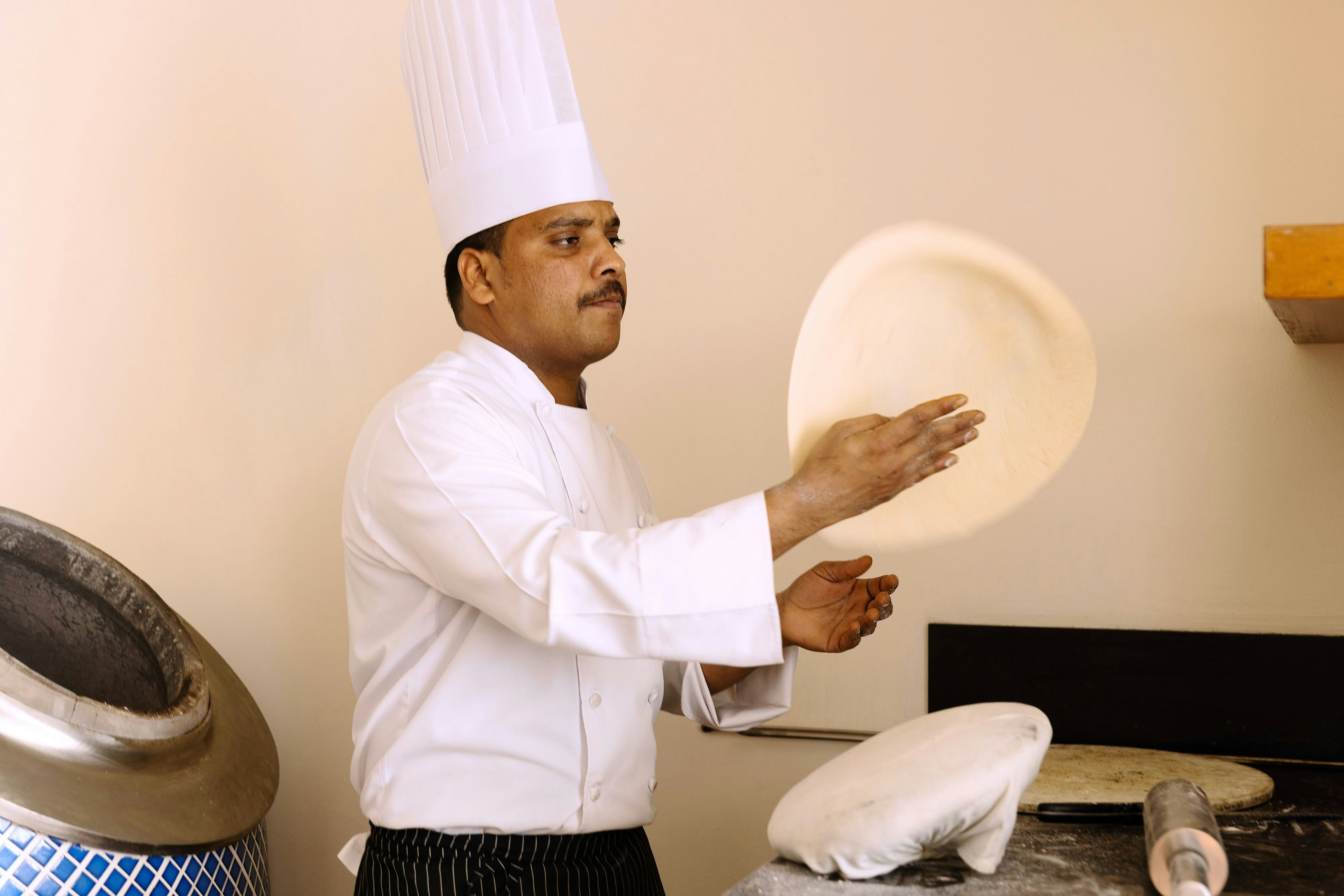 Crowne Plaza Muscat 8/72