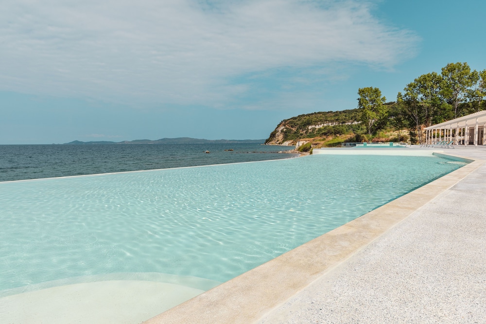 Mount Athos Resort 28/49