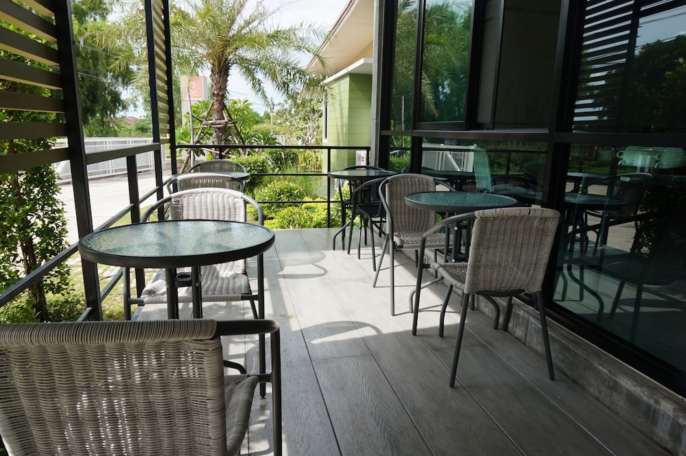 Mila Garden Hotel 29/34