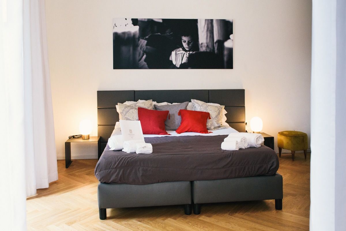 ROOM, QUADRUPLE