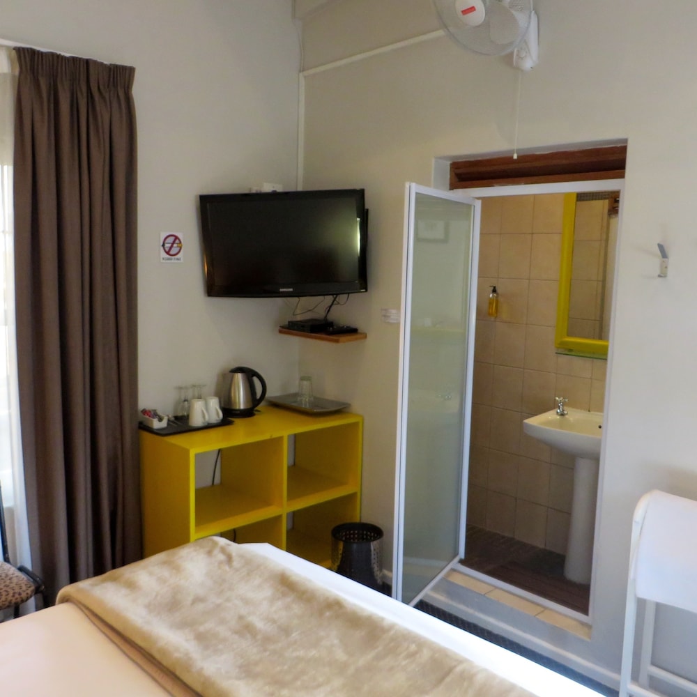 Ashanti Lodge Backpackers Gardens 27/65