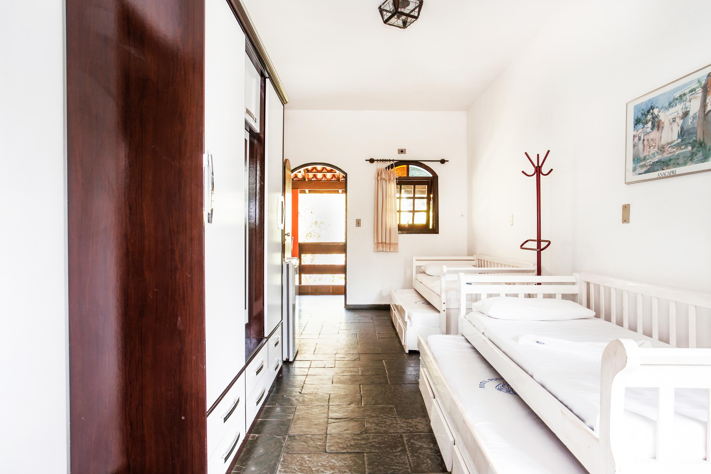 Family Suite, Standard, Garden View