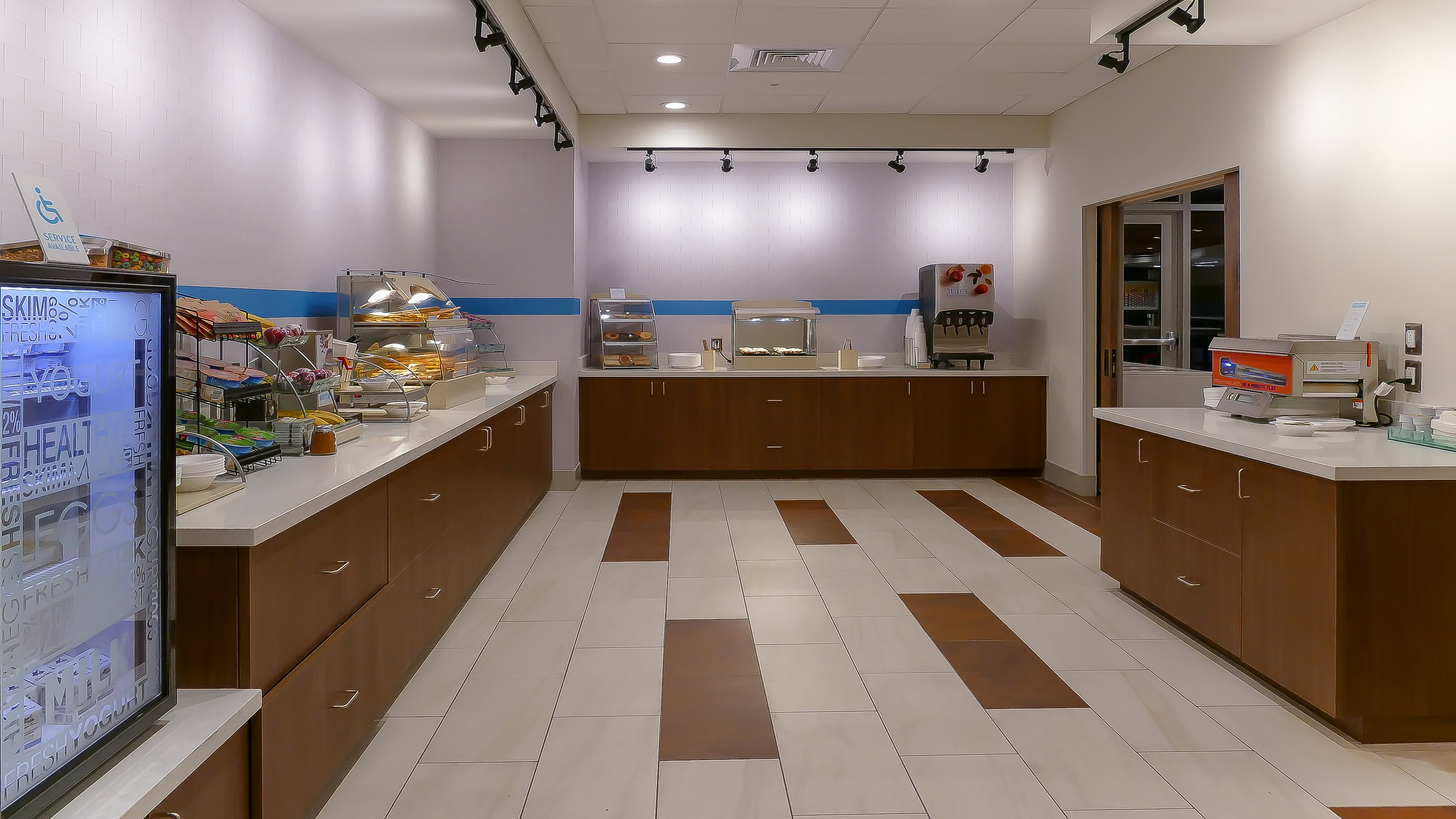 Holiday Inn Express Suites Tampa East Ybor City 6/56