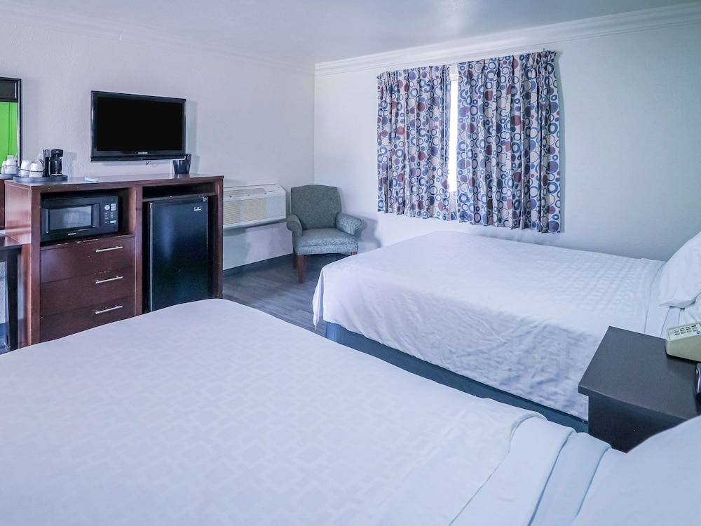 Rodeway Inn San Antonio Lackland AFB - SeaWorld 23/66