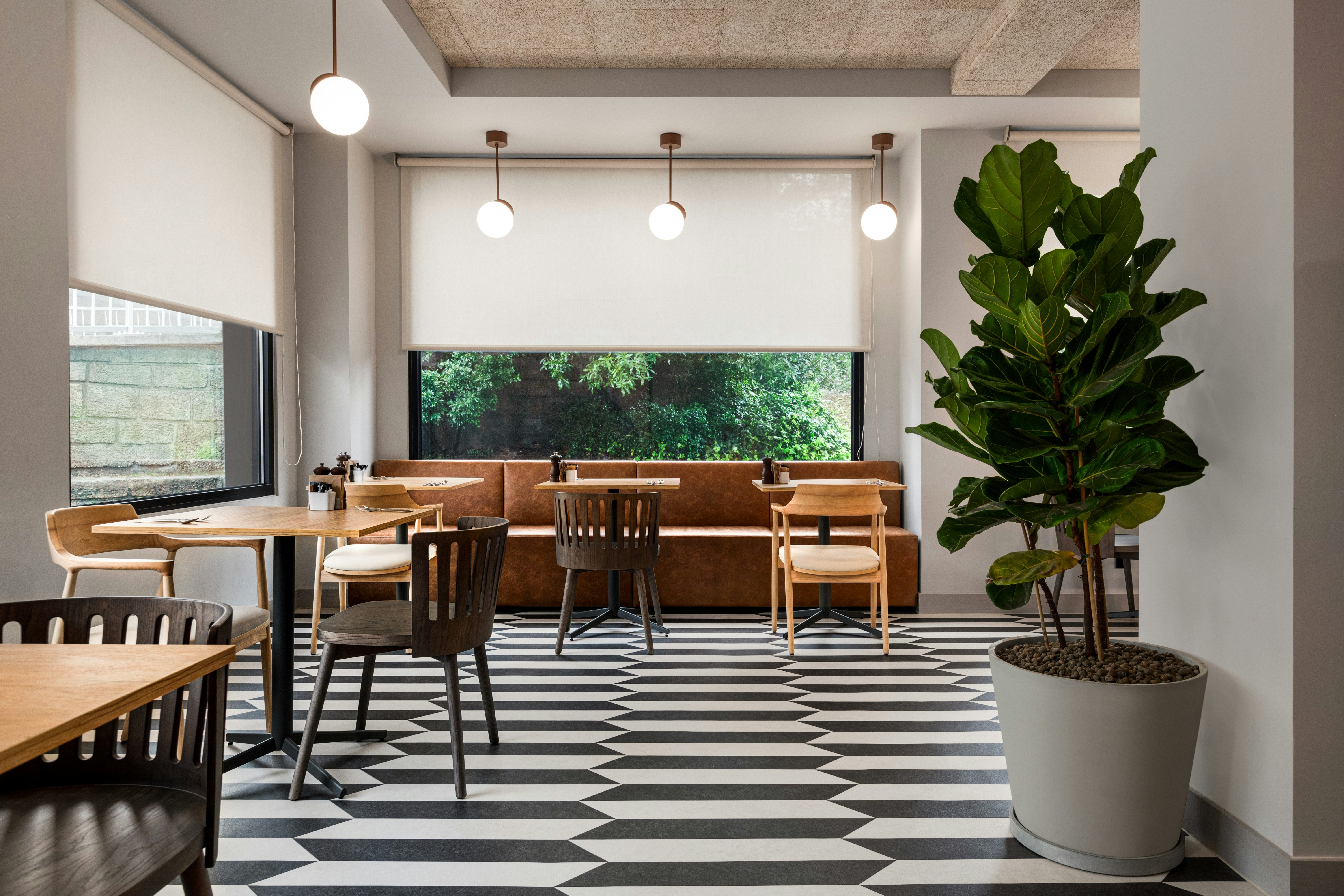 Holiday Inn Express Porto - Boavista 43/56