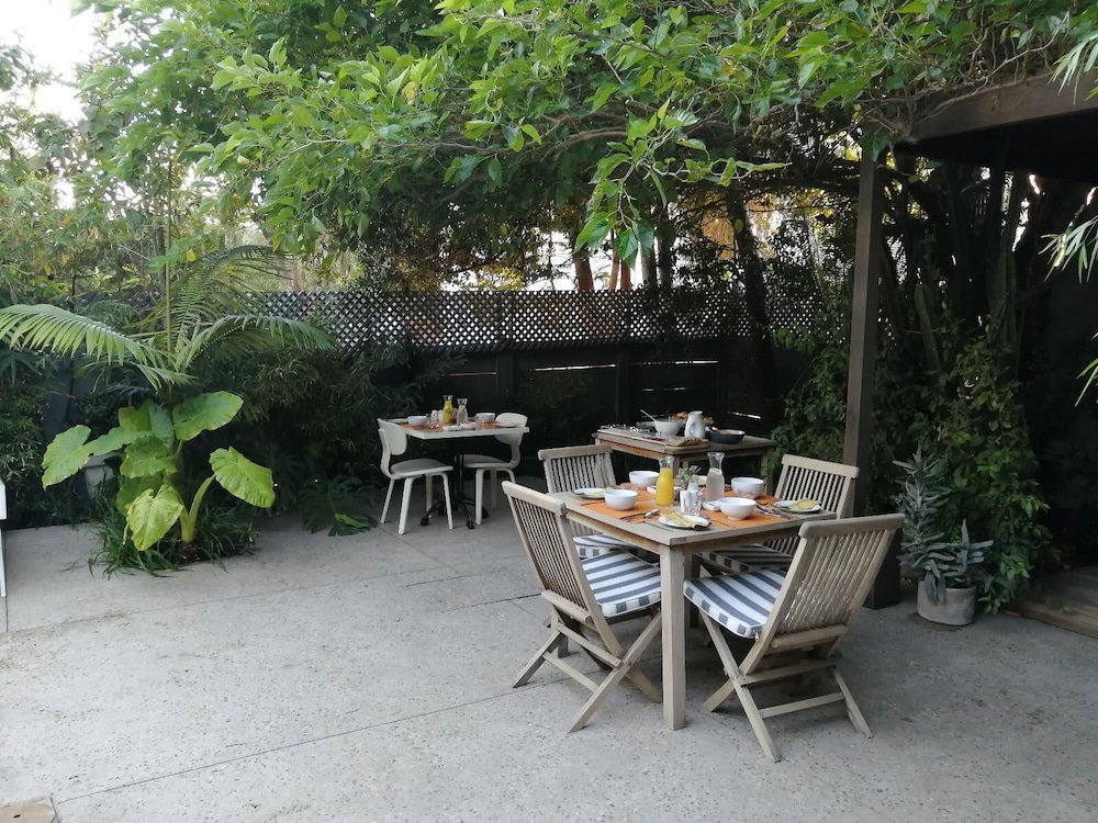 Cape Standard Guest House 43/59