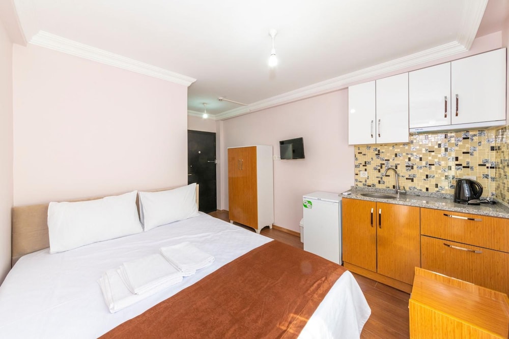 Tavra Hotel 9/34