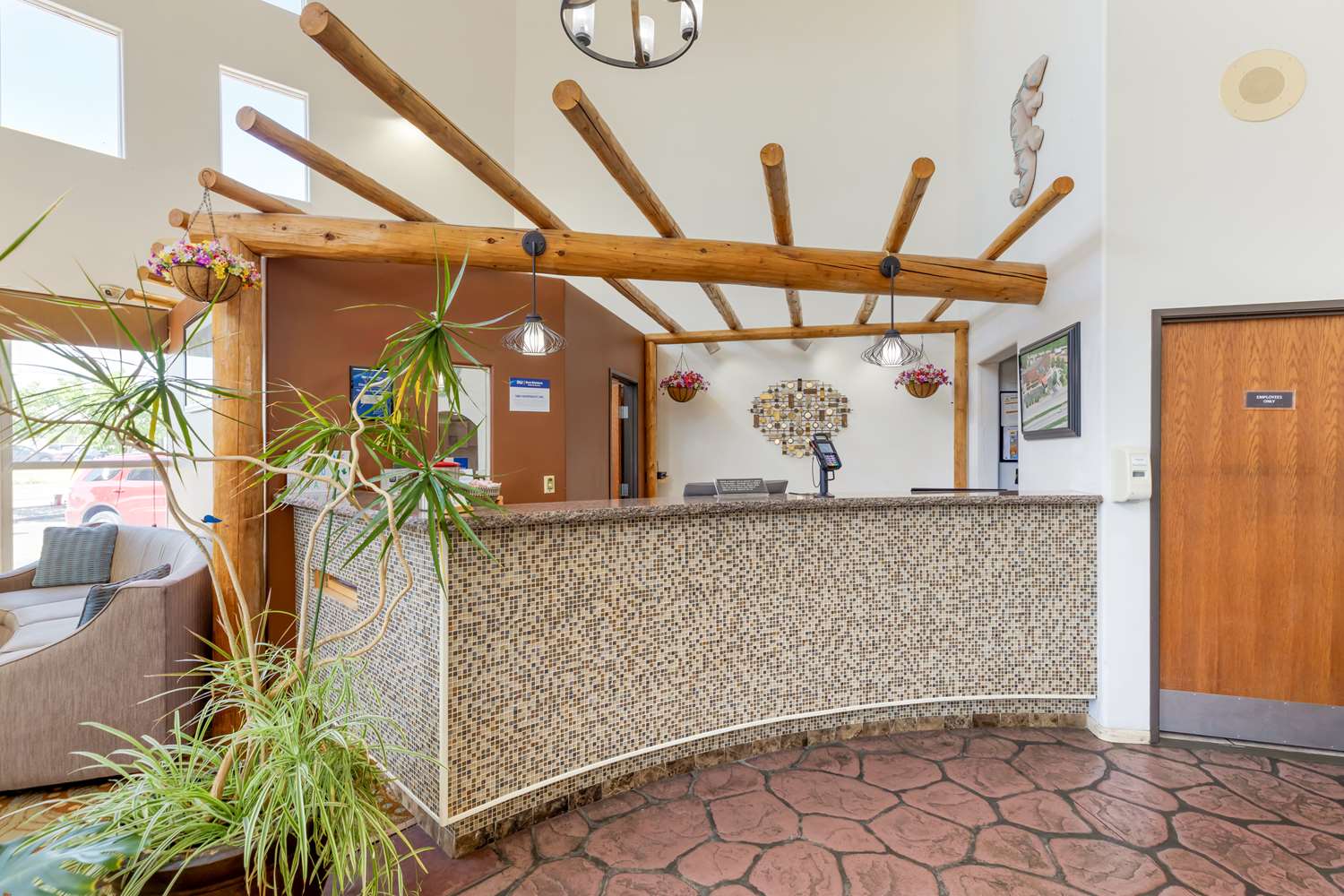 Best Western Kiva Inn 4/38
