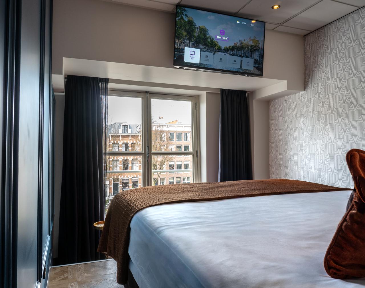 Room, Double Bed, Canal View