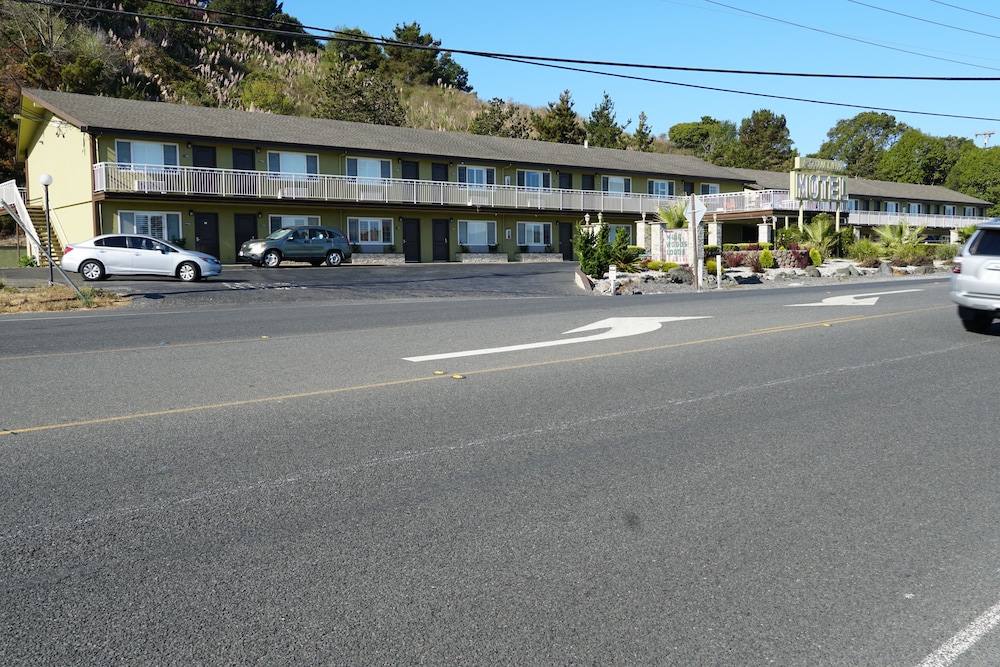 Muir Woods Lodge (ex Americas Best Value Inn and Suites - Mill Valley/San Francisco) 41/43