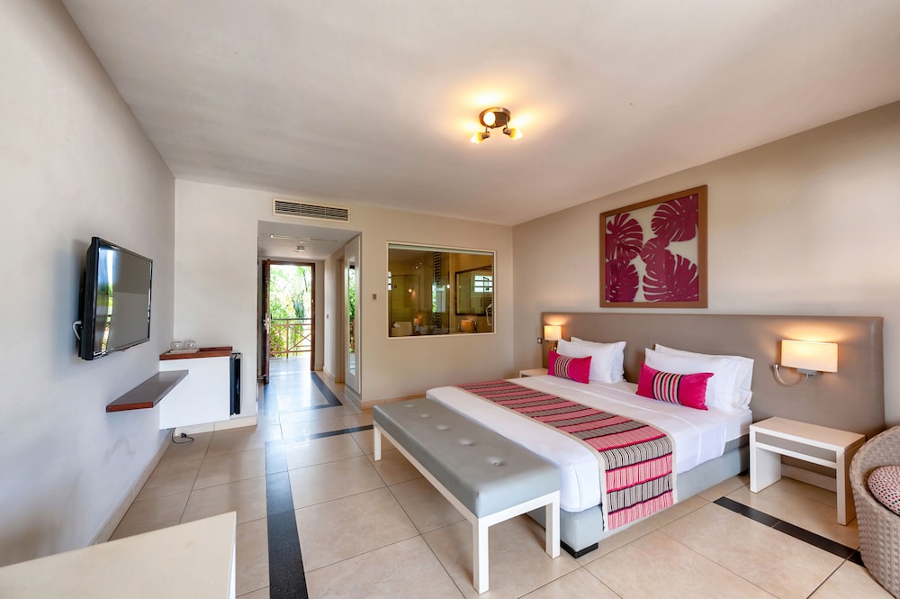 Palm Beach Resort Spa 4/90
