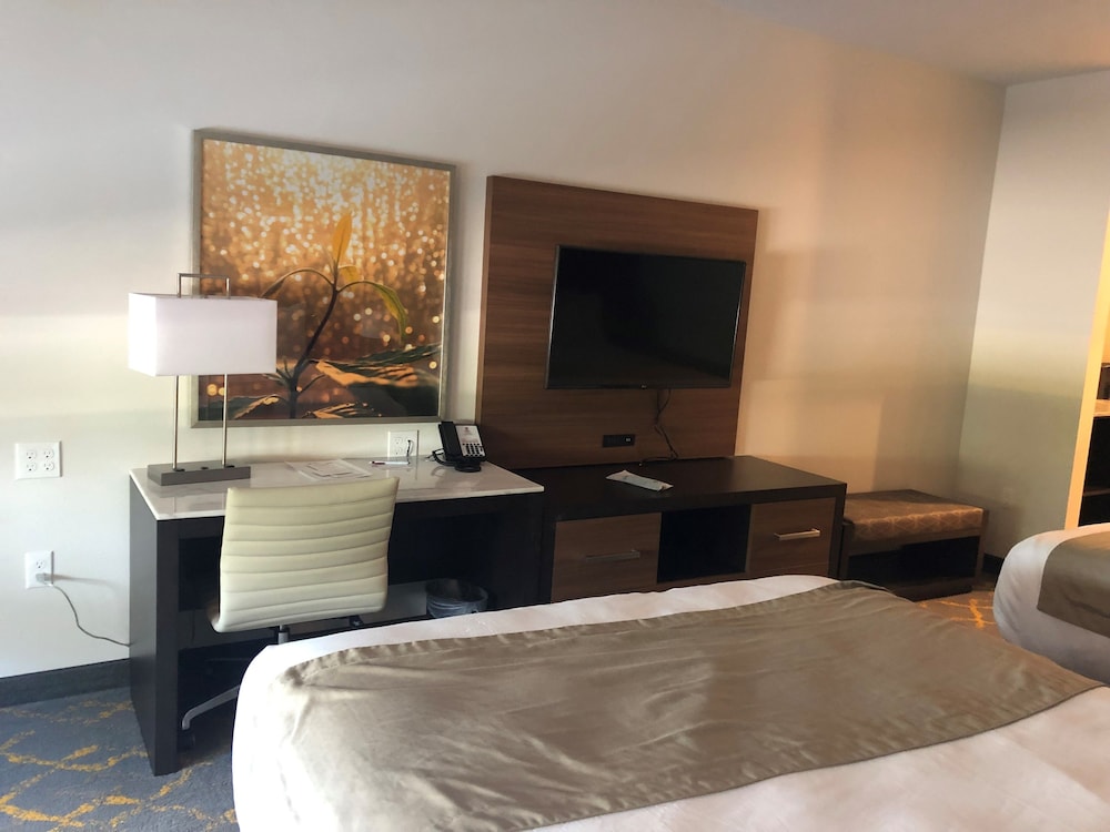 Best Western Plus Isanti 19/41