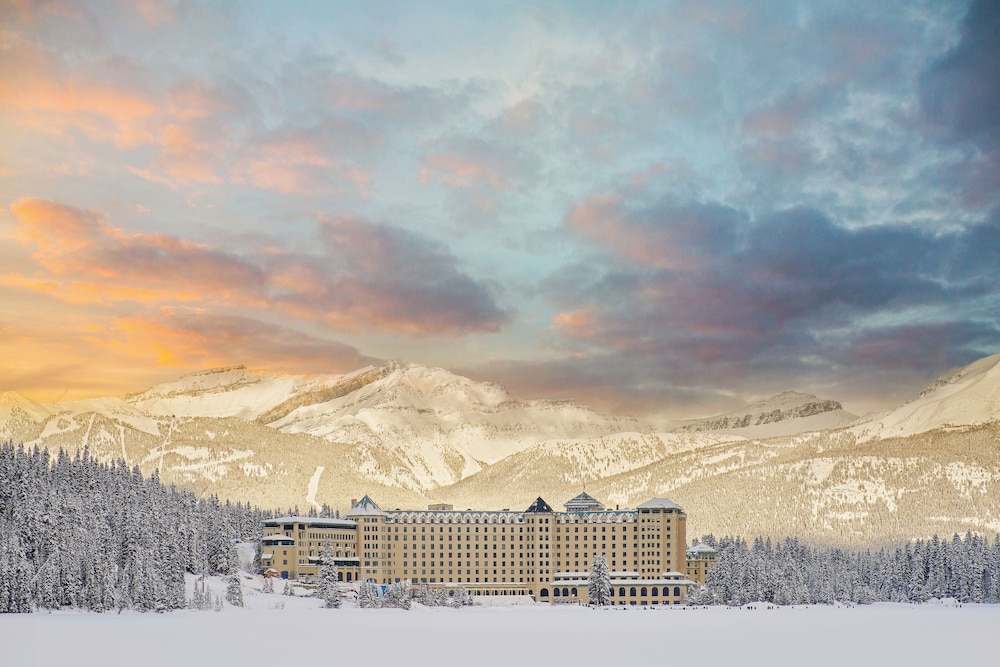 Fairmont Chateau Lake Louise 66/73