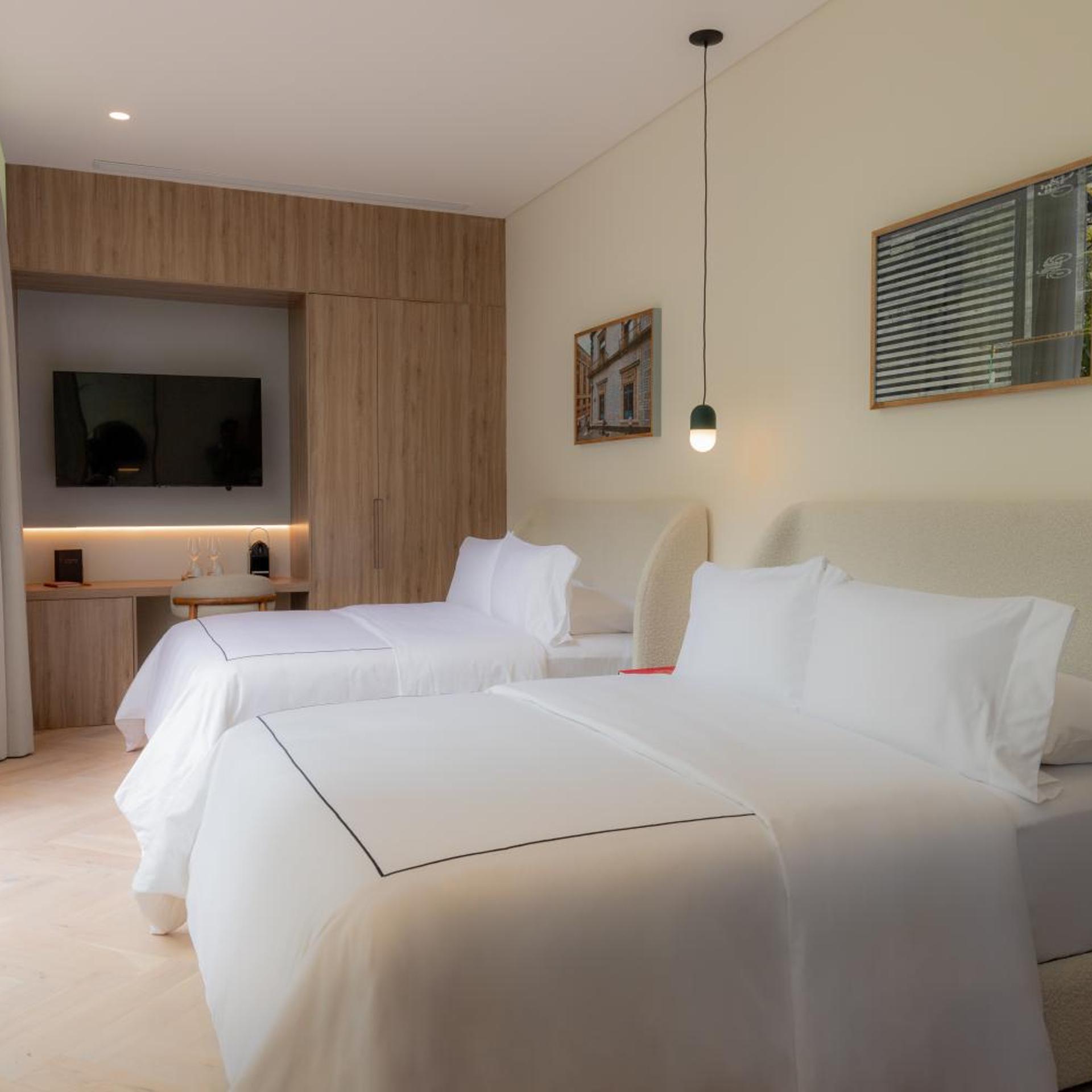 Room, Twin Beds, Balcony