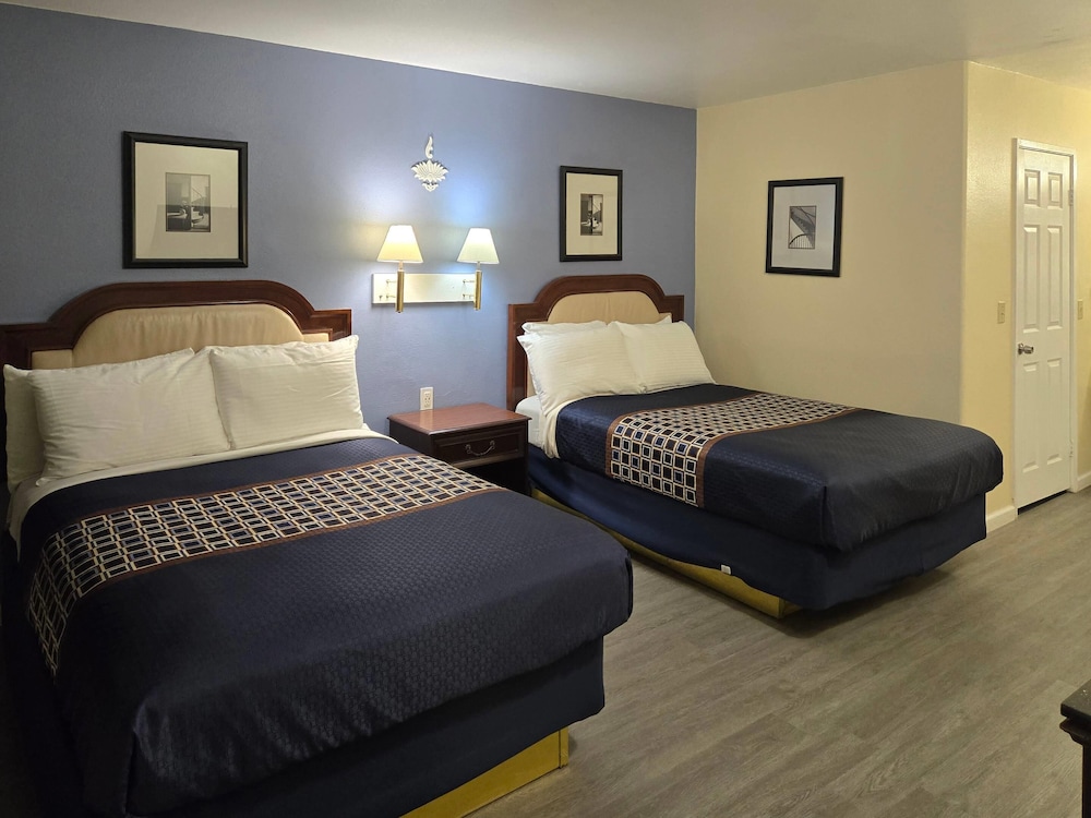 غرفة قياسية بسريرين كوين، Rodeway Inn & Suites Blythe I-10, CA 6/10