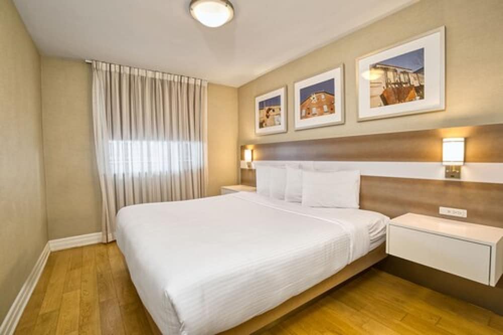2 BEDROOMS, SUITE
