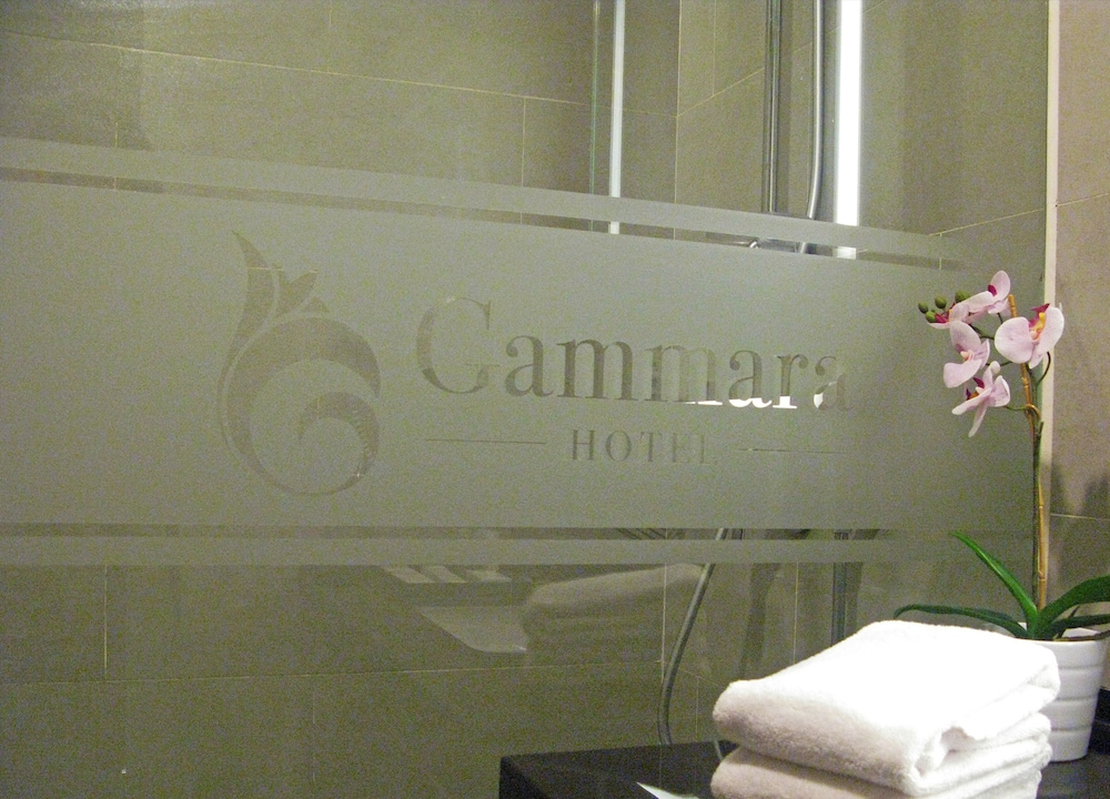 GAMMARA HOTEL MAKASSAR 28/70