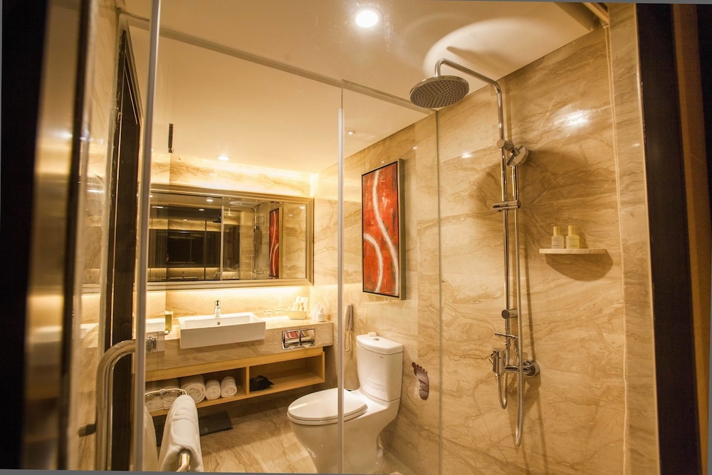 Nanning Landmark Hotel 63/66