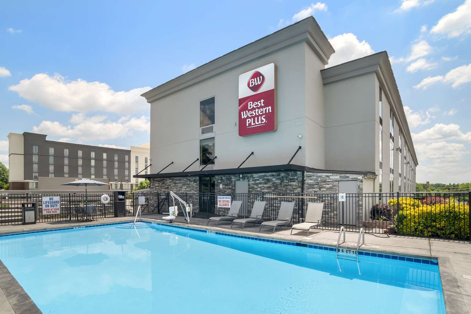 Best Western Plus Greenville I-385 Inn & Suites 6/53