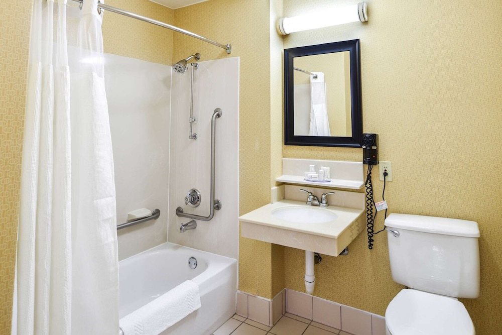 SureStay Hotel by Best Western Ontario Airport 17/31