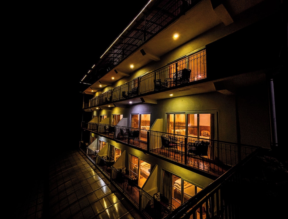 Asia Health Resorts and Spa 2/70