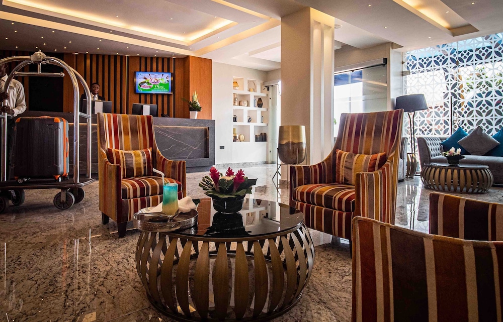 Oak Plaza East Airport Hotel 33/47