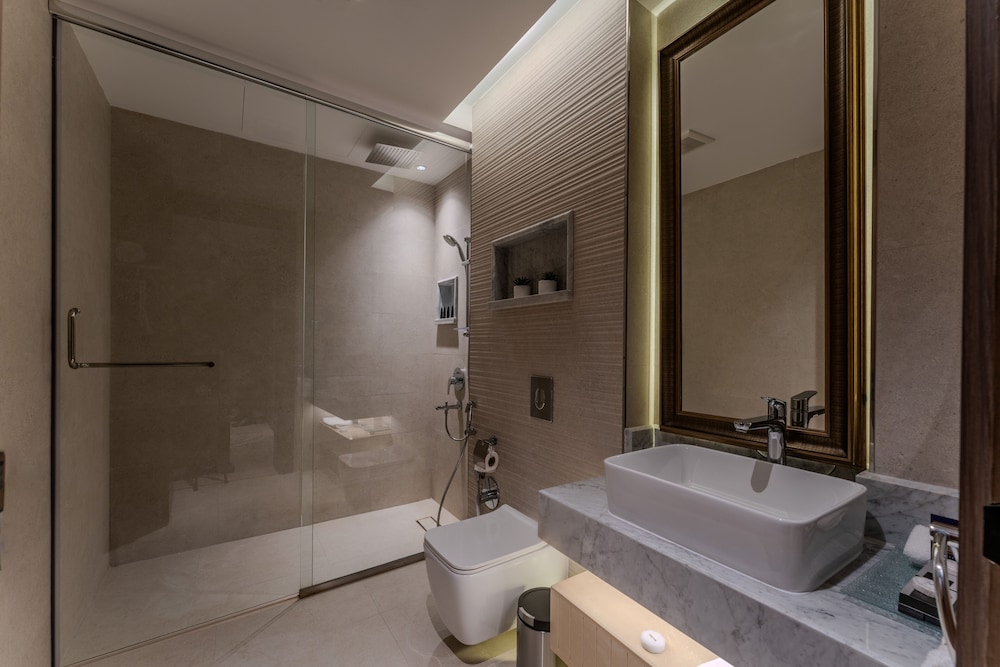 فندق ليلك بارك(Lilac Park Neom Highway Hotel Ex Lilac Park Hotel) 141/149