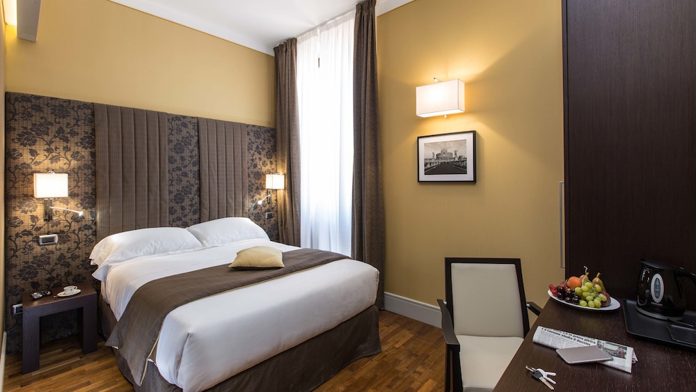 Semi Room, Standard, Double Bed